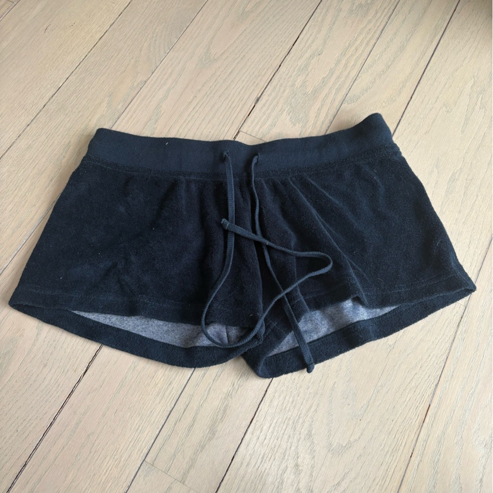 Navy hard tail shorts